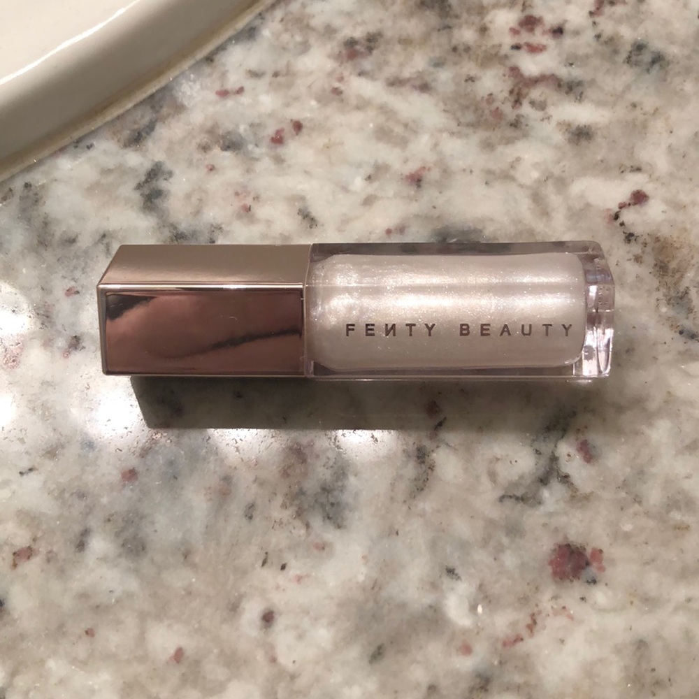 FENTY BEAUTY lip gloss bomb glitter DIAMOND MILK